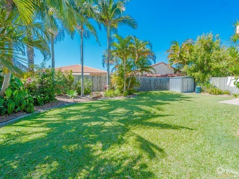 61 Parkway Drive, Mooloolaba QLD 4557