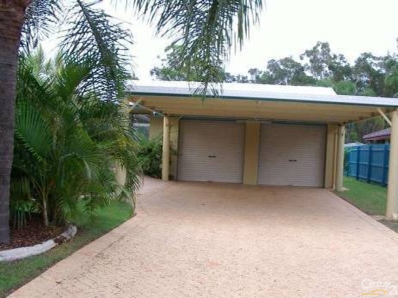 138 Goonawarra Drive, Mooloolaba QLD 4557