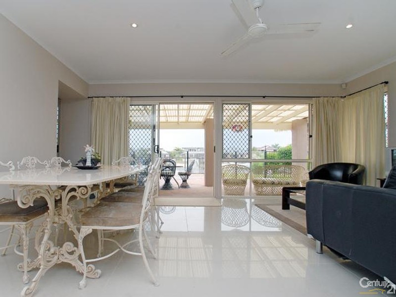 78 Maroochy Waters Drive, Maroochydore QLD 4558