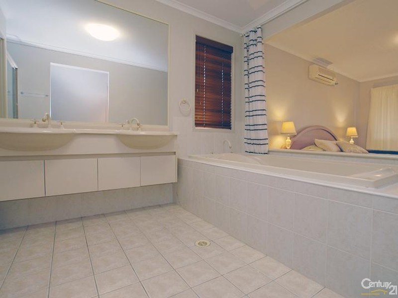 78 Maroochy Waters Drive, Maroochydore QLD 4558