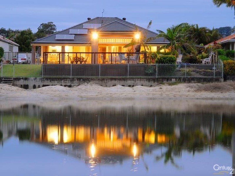 78 Maroochy Waters Drive, Maroochydore QLD 4558