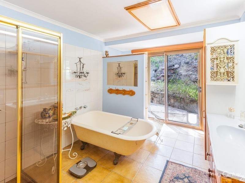 4 Suzen Court, Mooloolah Valley QLD 4553