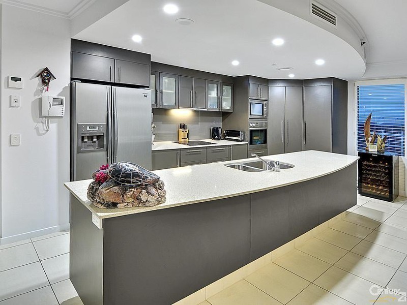 401/4 Duporth Avenue, Maroochydore QLD 4558