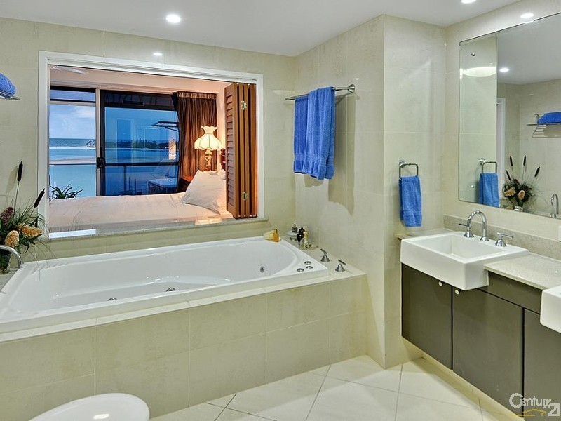 401/4 Duporth Avenue, Maroochydore QLD 4558