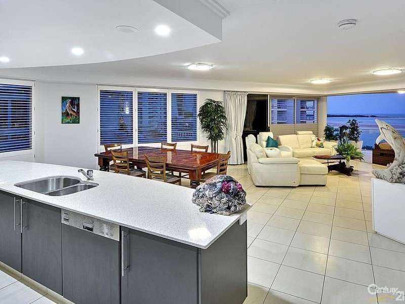 401/4 Duporth Avenue, Maroochydore QLD 4558