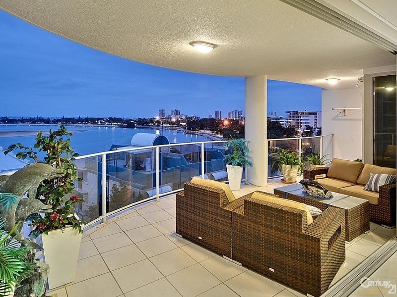 401/4 Duporth Avenue, Maroochydore QLD 4558