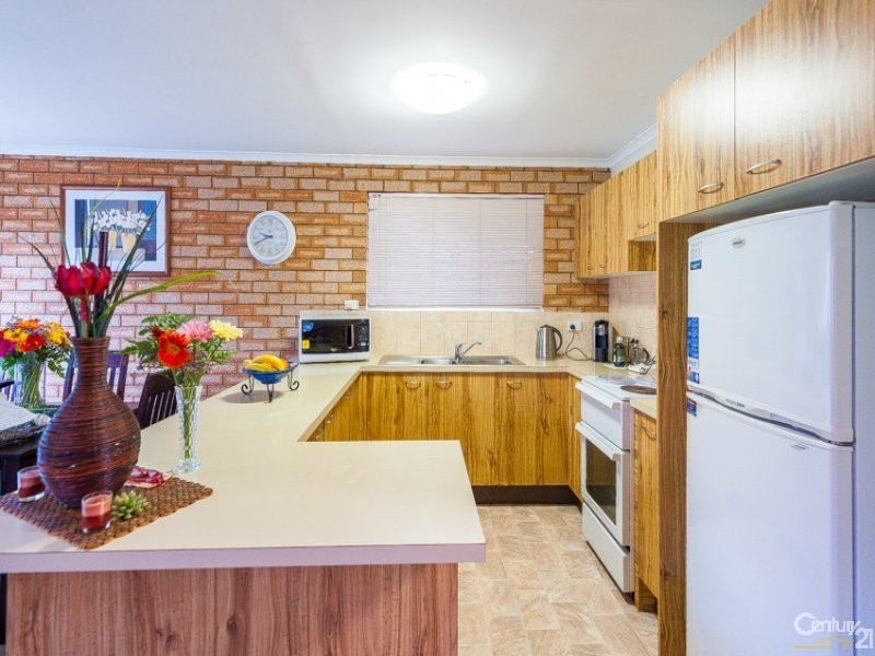 1/17 Tombarra Street, Mooloolaba QLD 4557