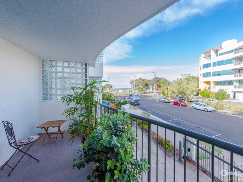 2/43 The Esplanade, Maroochydore QLD 4558
