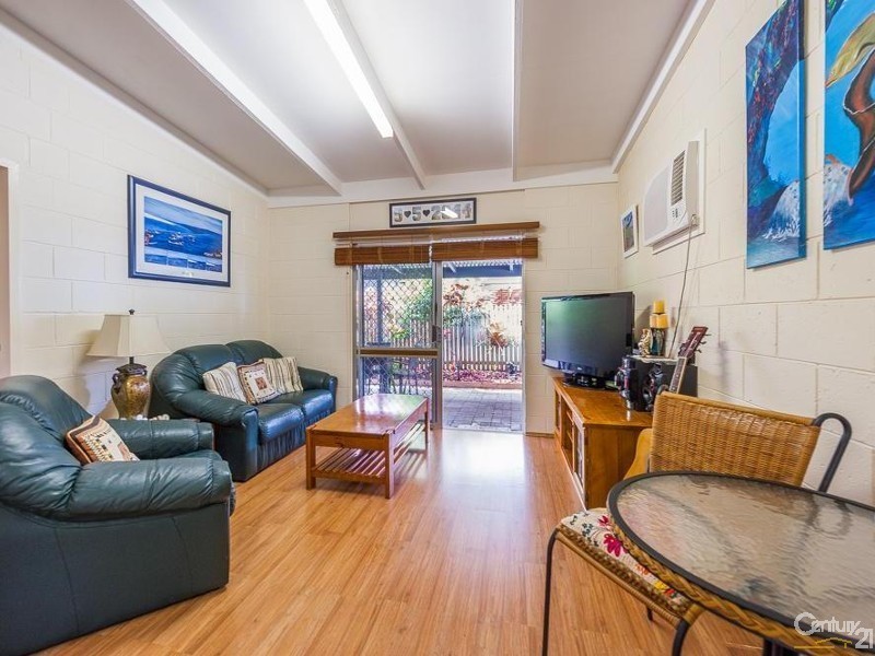 1/24 Hinley Avenue, Maroochydore QLD 4558