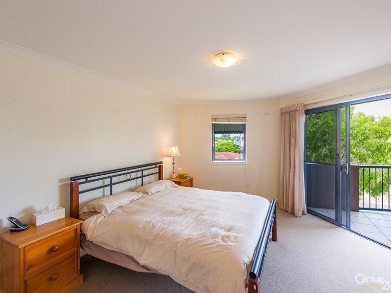 8/87-89 Duporth Avenue, Maroochydore QLD 4558