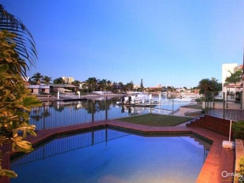 11 Yallanga Place, Mooloolaba QLD 4557