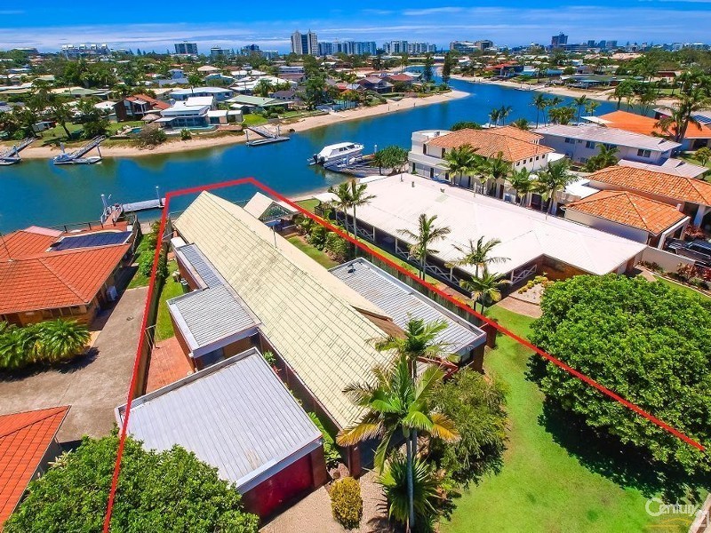 11 Yallanga Place, Mooloolaba QLD 4557