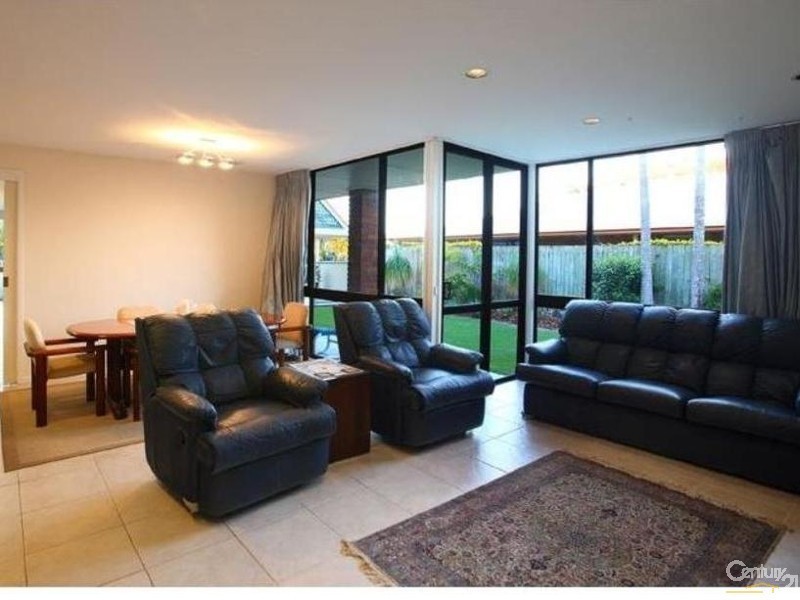 11 Yallanga Place, Mooloolaba QLD 4557