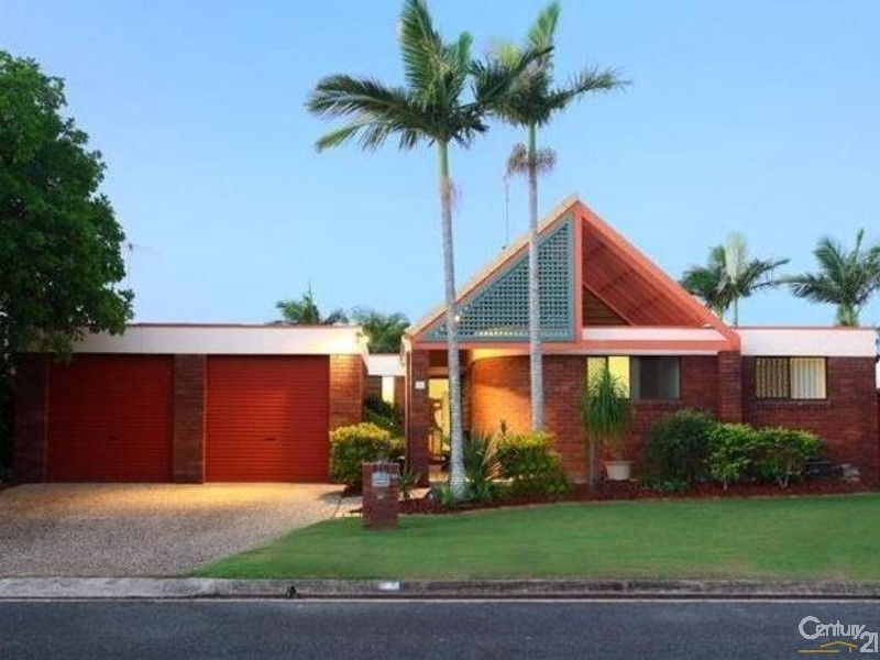 11 Yallanga Place, Mooloolaba QLD 4557