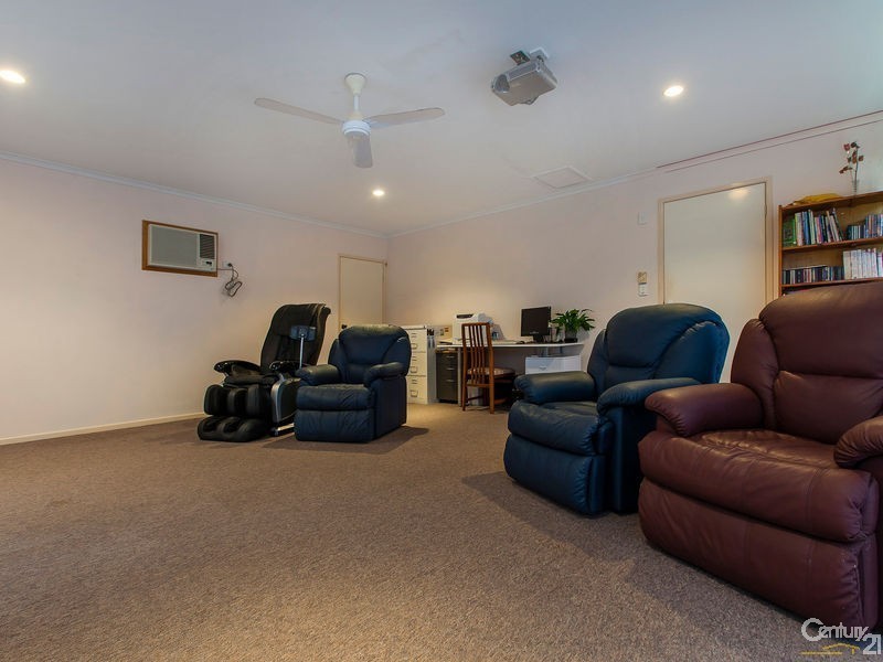 36 Casuarina Drive, Little Mountain QLD 4551