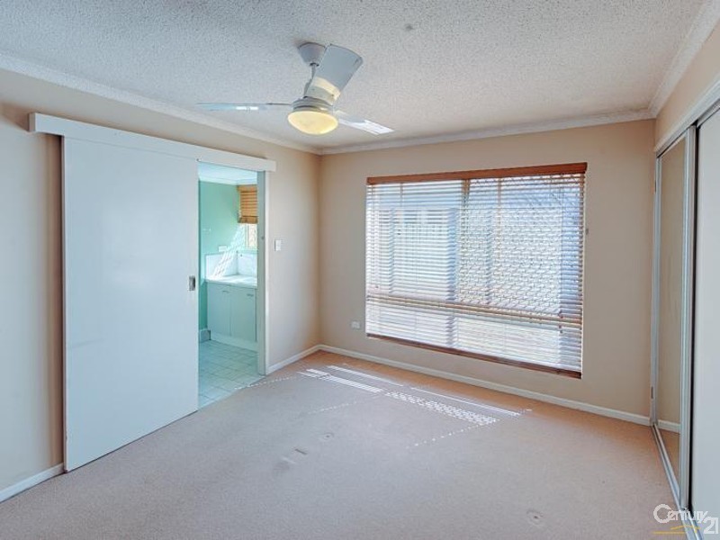 1/87 Goonawarra Drive, Mooloolaba QLD 4557