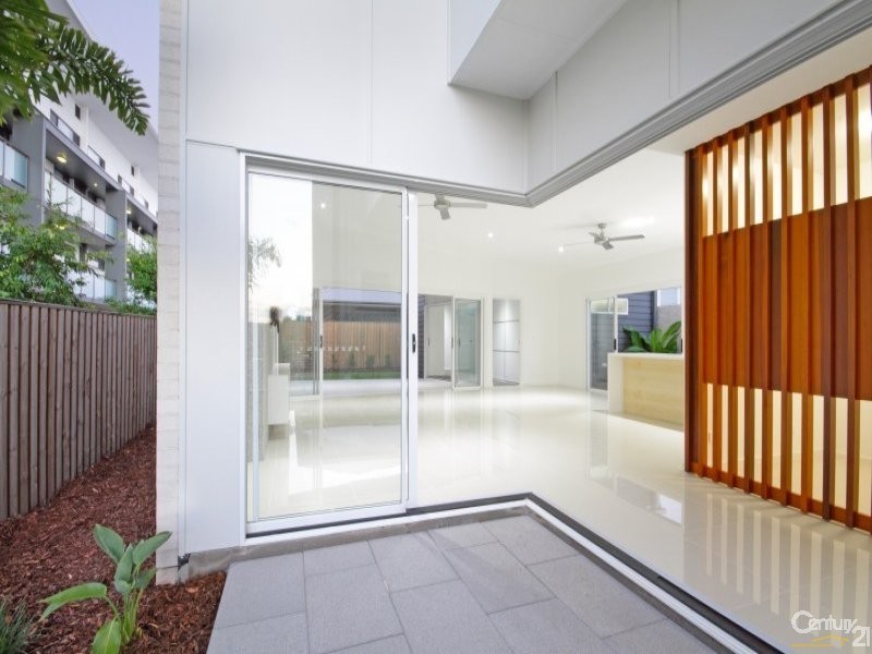 3 Amity Avenue, Maroochydore QLD 4558