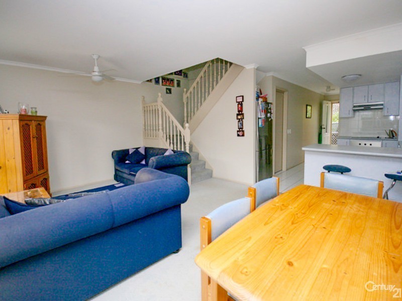 2/18 Arwen Street, Maroochydore QLD 4558