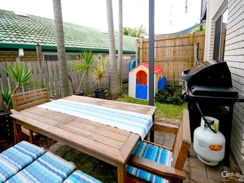 2/18 Arwen Street, Maroochydore QLD 4558