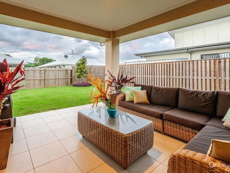 12 Forest Pines Boulevard, Forest Glen QLD 4556