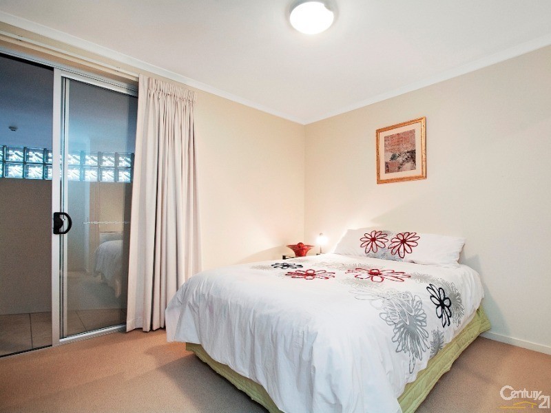 402/6 Wharf Street, Maroochydore QLD 4558