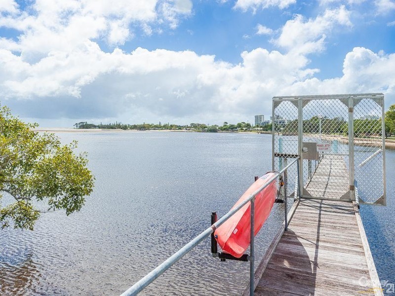 7/2 Duporth Avenue, Maroochydore QLD 4558