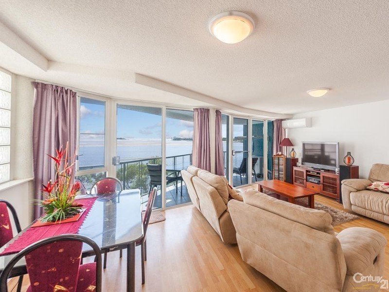 7/2 Duporth Avenue, Maroochydore QLD 4558