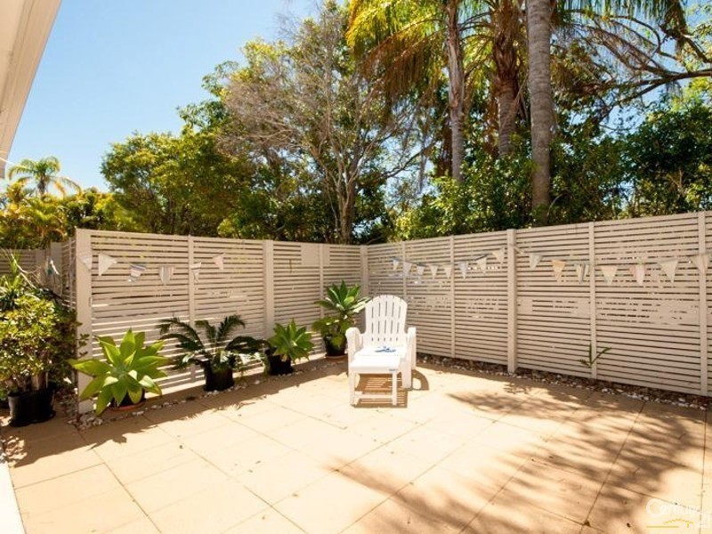 1/8 Woorookool Place, Noosaville QLD 4566