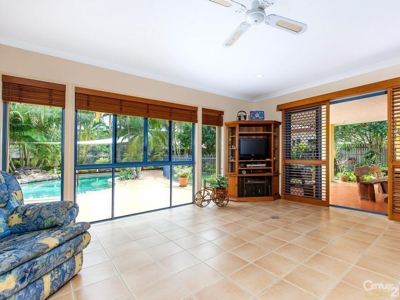 13 Boccaccio Court, Mountain Creek QLD 4557