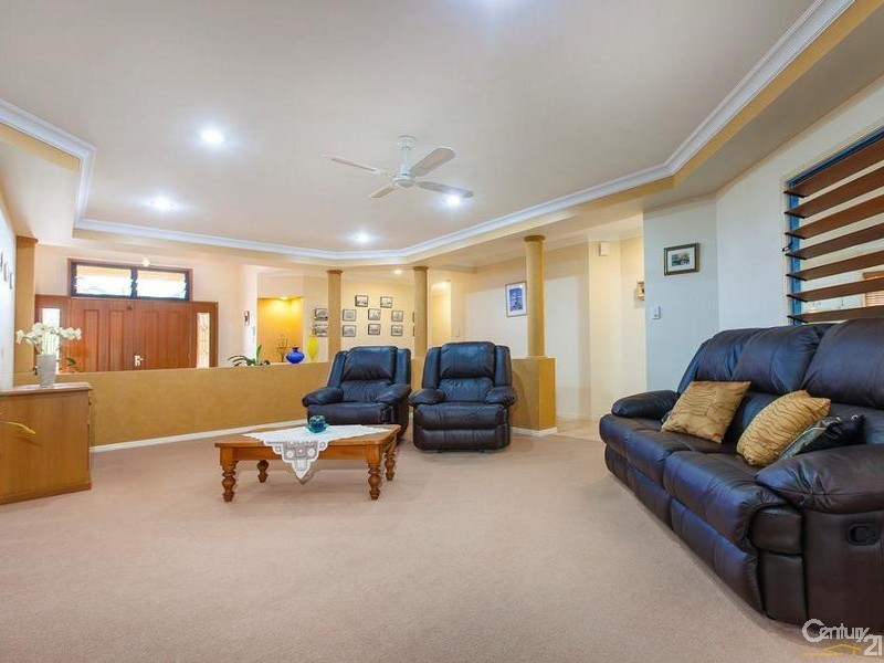 13 Boccaccio Court, Mountain Creek QLD 4557