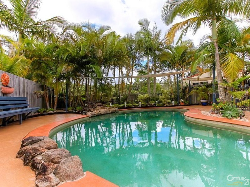 13 Boccaccio Court, Mountain Creek QLD 4557