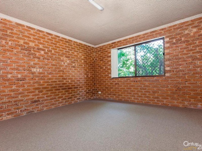 2/33 Walan Street, Mooloolaba QLD 4557