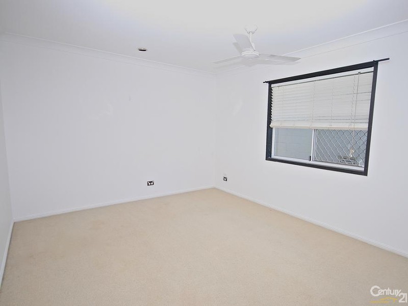 4 Narranda Place, Mountain Creek QLD 4557