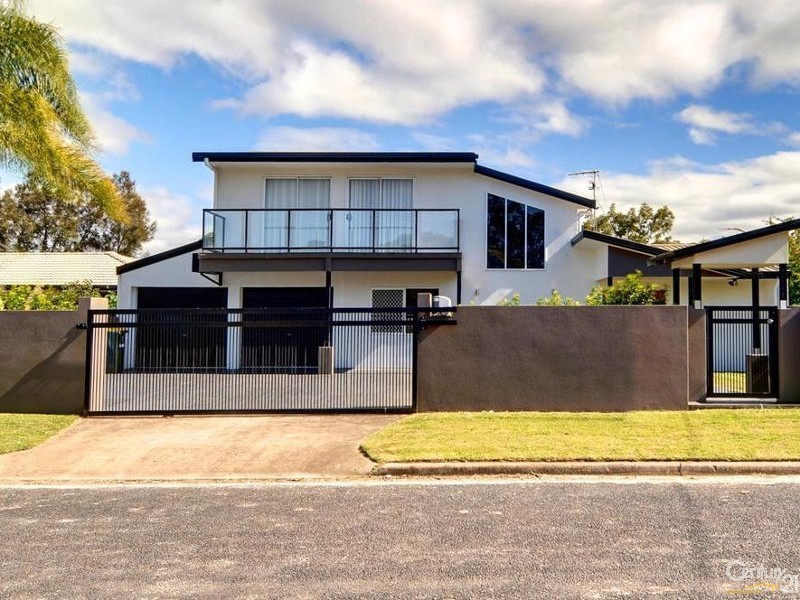 4 Narranda Place, Mountain Creek QLD 4557