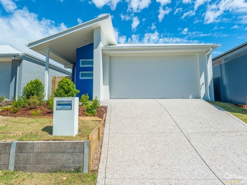 27 Shaw Street, Meridan Plains QLD 4551