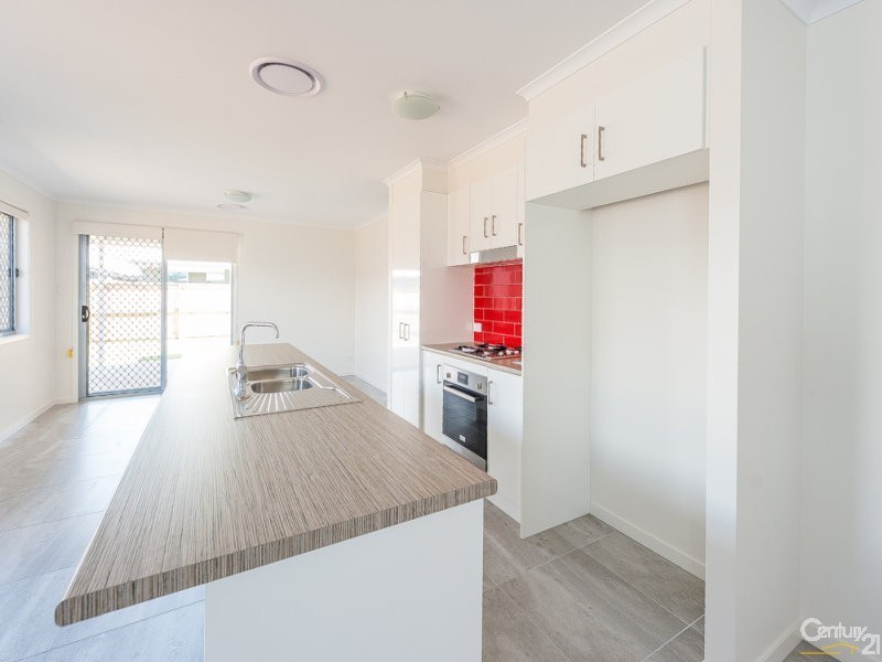 27 Shaw Street, Meridan Plains QLD 4551