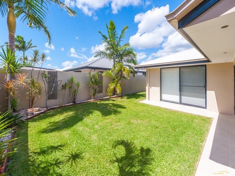 34 Sailfish Drive, Mountain Creek QLD 4557