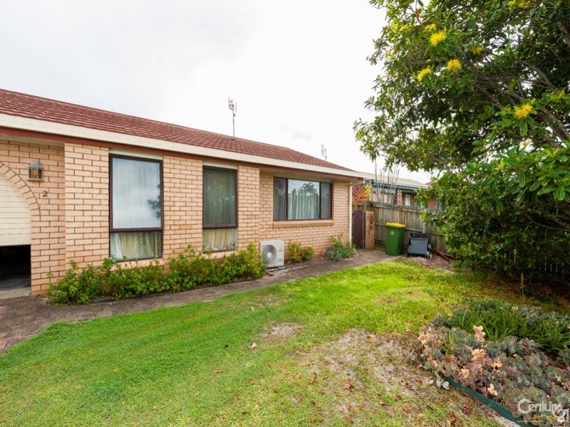 2/42 Lapoinya Crescent, Warana QLD 4575