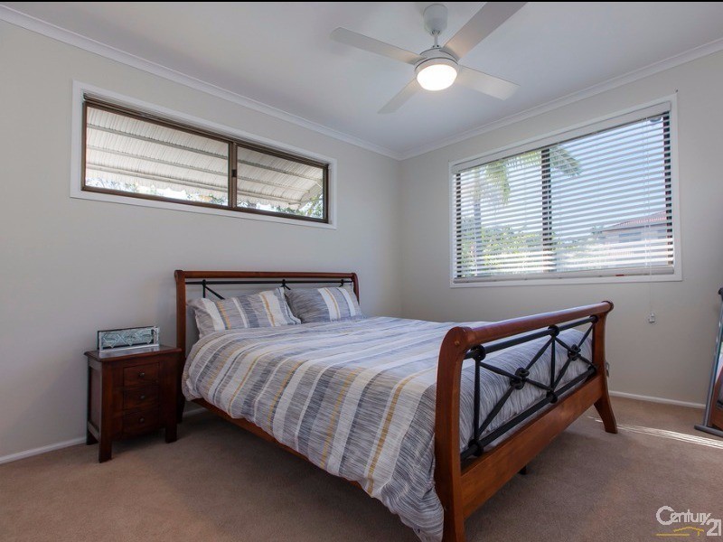 7 Anthony Avenue, Mooloolaba QLD 4557
