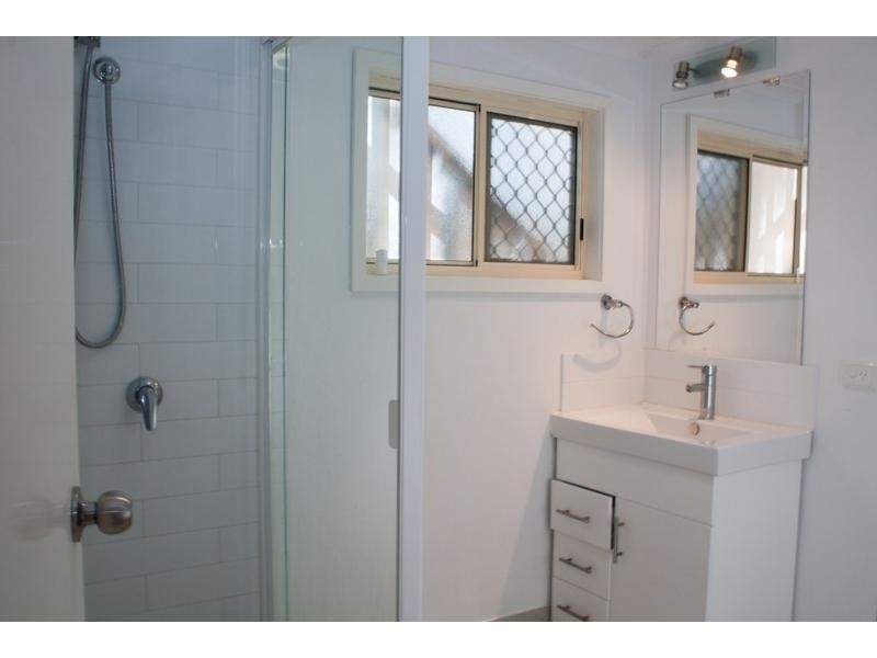 13 Kenewin Street, Maroochydore QLD 4558
