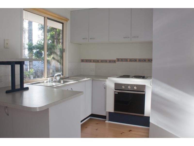 13 Kenewin Street, Maroochydore QLD 4558