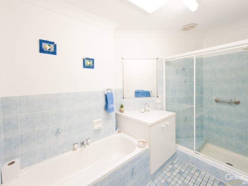 39 Bradman Avenue, Maroochydore QLD 4558