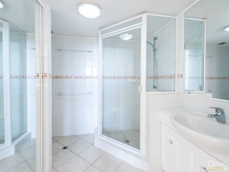 73/150 Duporth Avenue, Maroochydore QLD 4558