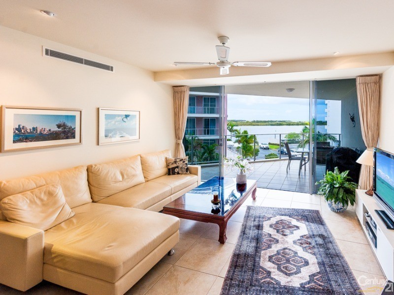 4/128 Duporth Avenue, Maroochydore QLD 4558
