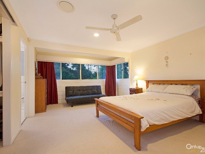 126 Karawatha Drive, Mountain Creek QLD 4557
