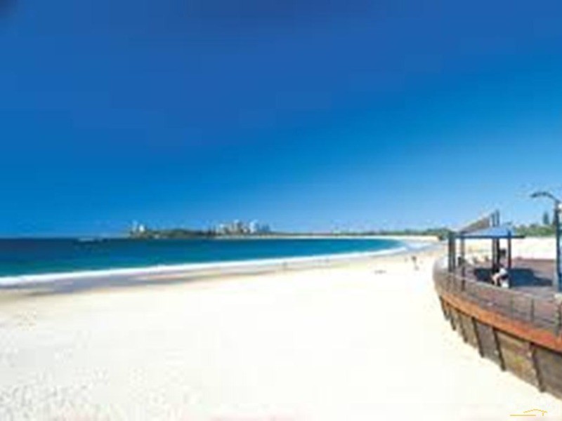 2/35 Walan Street, Mooloolaba QLD 4557