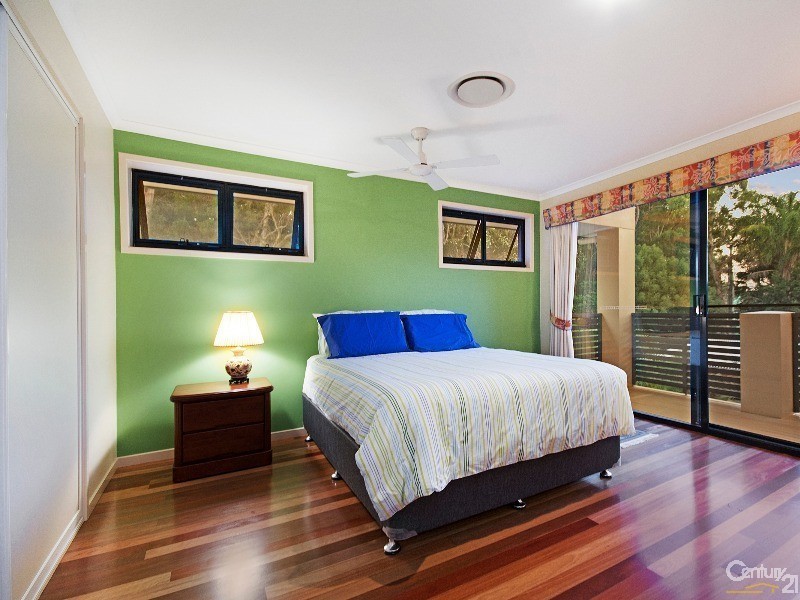 21 Admiralty Drive, Alexandra Headland QLD 4572