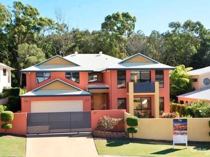 21 Admiralty Drive, Alexandra Headland QLD 4572