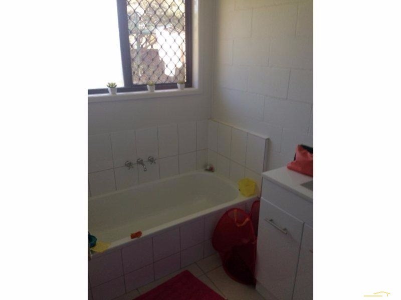 1/13 Ilumba Street, Buddina QLD 4575