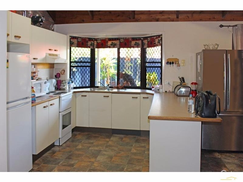 33 Cypress Street, Maroochydore QLD 4558